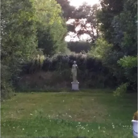 Les Allees De Terre-neuve L'Ile-d'Olonne