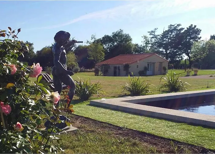 Les Allees De Terre-neuve * L'Ile-d'Olonne